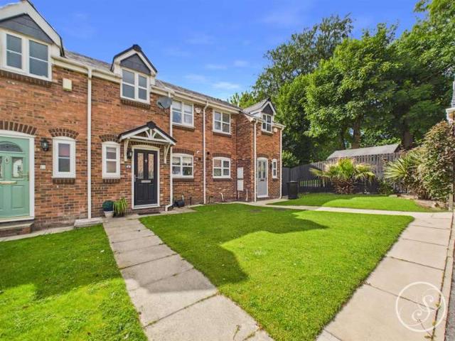 Farm for sale in Whitkirk, Colton