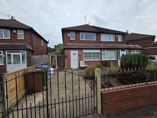 Farm for rent in Reddish, Greater Manchester