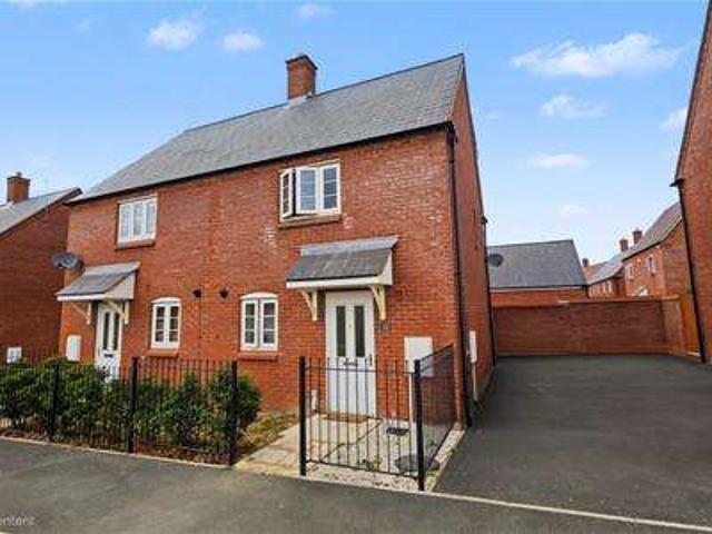 Farm for sale in Roade, Northamptonshire