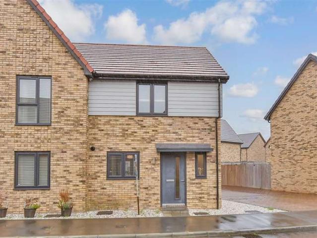 Farm for sale in Faversham Lakes, Swale