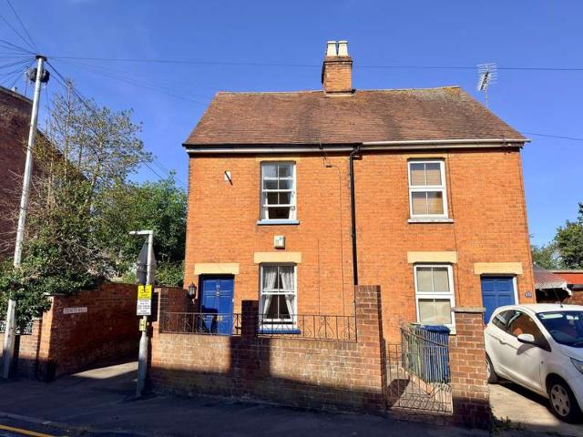 Farm for sale in Tewkesbury, Pamington