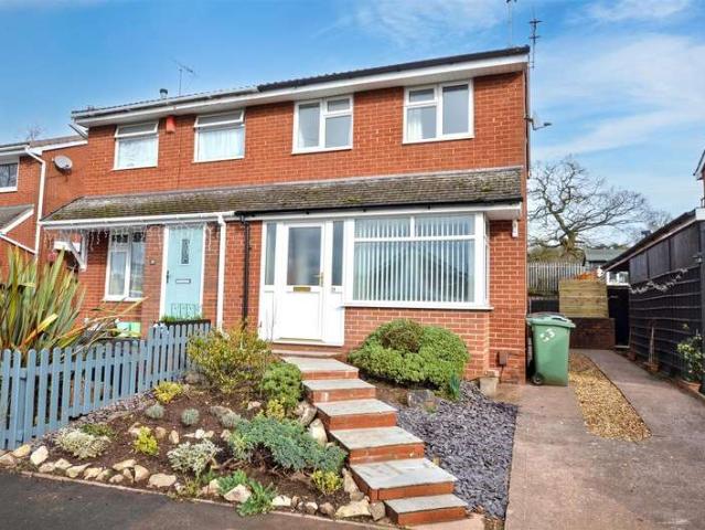 Farm for sale in Stone, Baswich