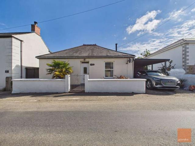 Farm for sale in Scorrier, Cornwall