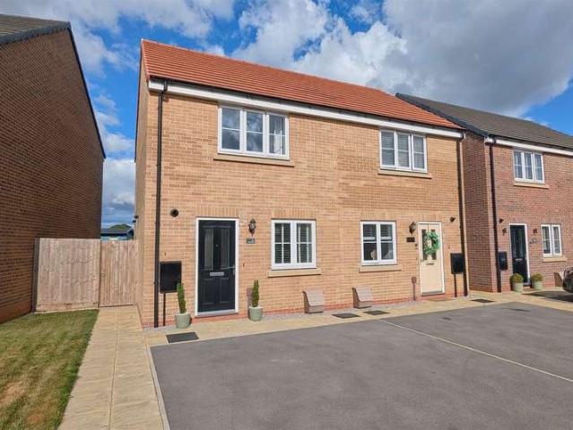 Farm for sale in Woodmansey