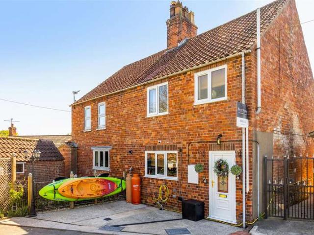 Farm for sale in Belleau, Lincolnshire