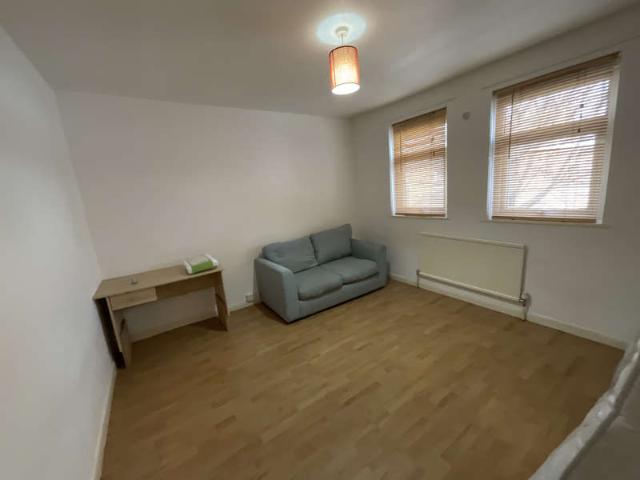 Farm for rent in Chesterton, Arbury
