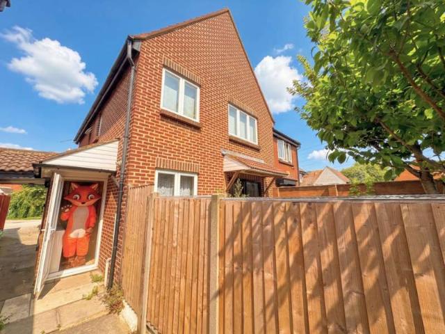 Farm for sale in Beckton, Greater London