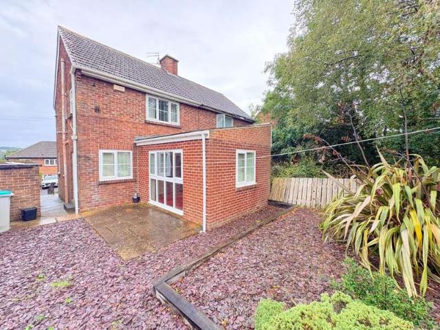 Farm for sale in Esh