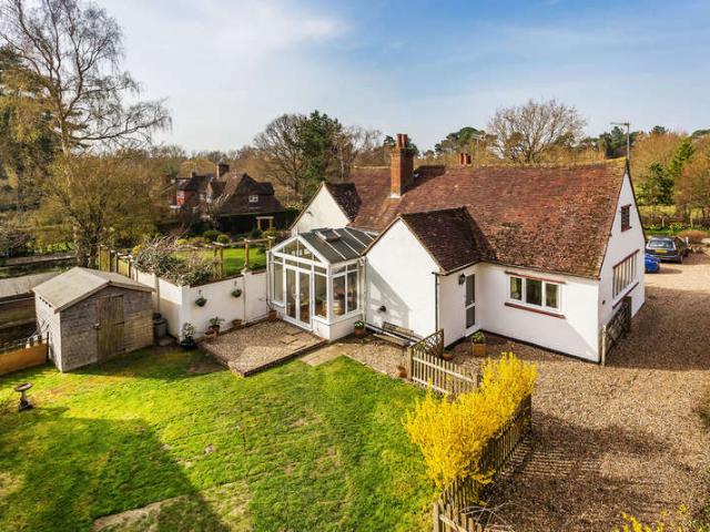Farm for sale in Chiddingstone, The Butts