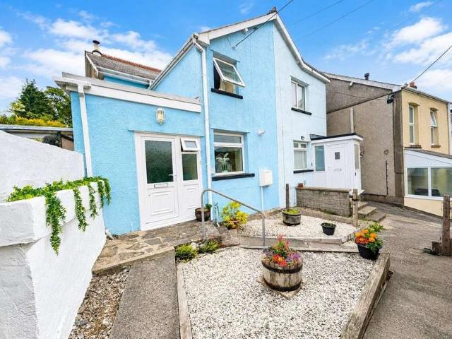 Farm for sale in Abersychan, Wales