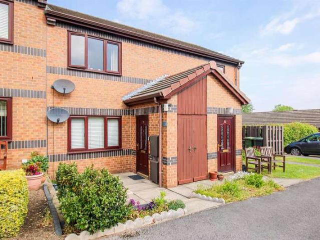 Apartment for sale in Walton, West Yorkshire