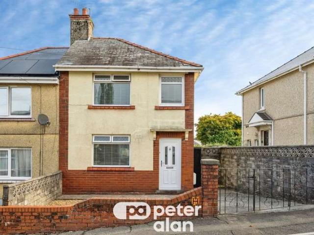 Farm for sale in Cimla, Neath