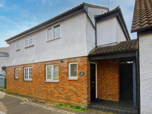 Farm for sale in Hampton Wick, Greater London