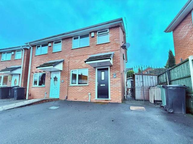 Farm for sale in Cooper's Bank, West Midlands