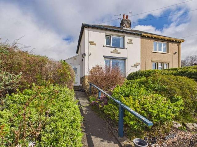 Farm for sale in Priestthorpe, Crossflatts