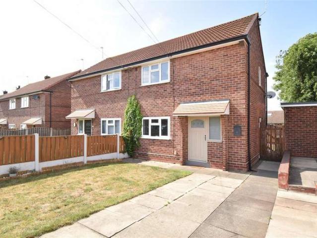 Semi Detached House for rent in Castleford, Airedale