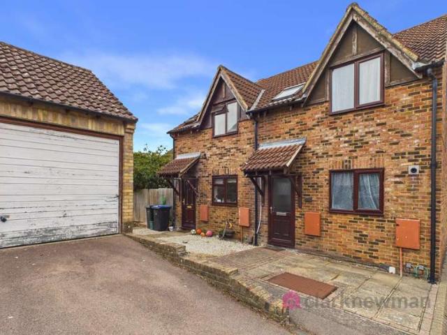 Farm for sale in Latton Bush, Harlow