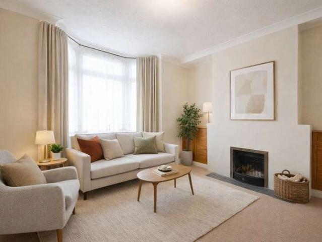 Farm for sale in Pachesham Park, Surrey
