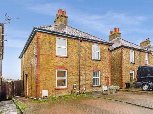 Farm for sale in Stoneleigh, Ewell