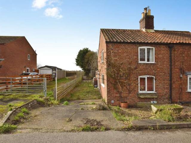 Farm for sale in Belleau, Lincolnshire
