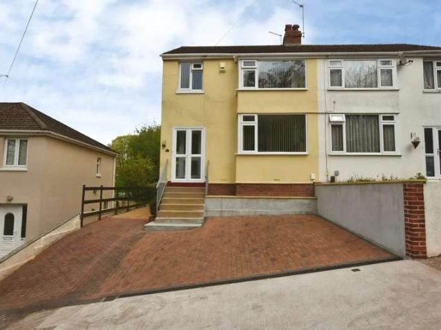 Farm for sale in Shiphay, Babbacombe