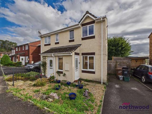 Farm for sale in Roborough, Strode