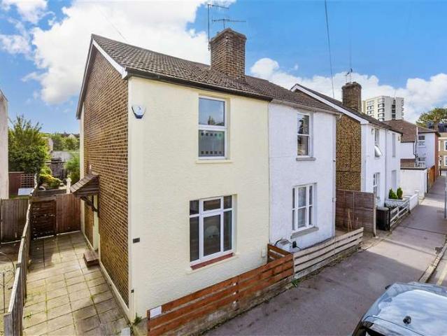 Farm for sale in London Borough of Croydon, Greater London