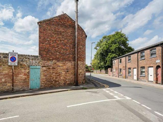Farm for sale in Bollinbrook, Macclesfield