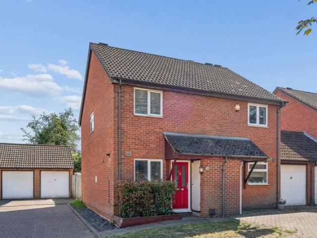 Farm for sale in Denham