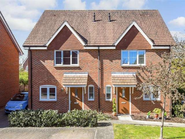 Farm for sale in Fole, Surrey