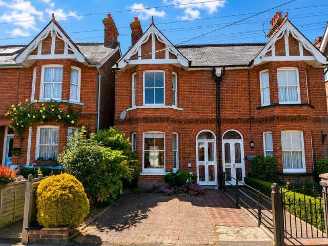 Farm for sale in Uckfield, Cross In Hand