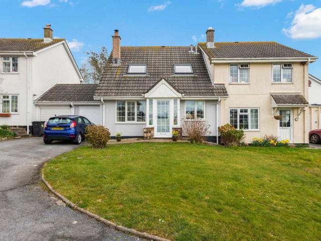 Farm for sale in Chillington, Strode