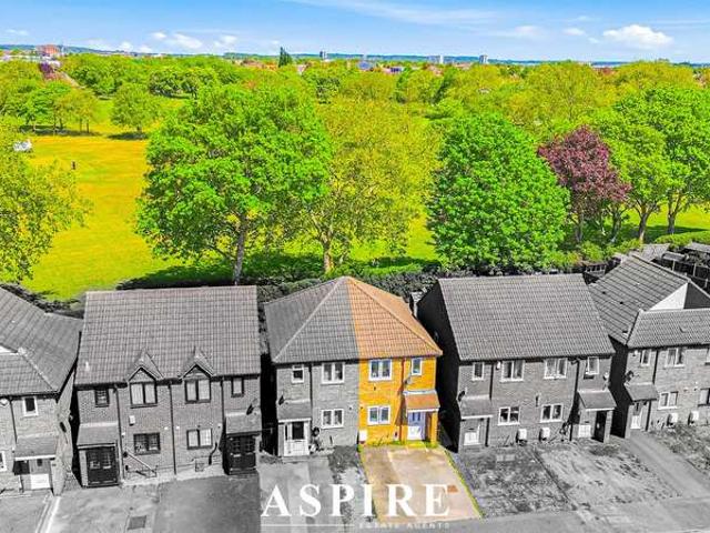 Farm for sale in Becontree, Greater London