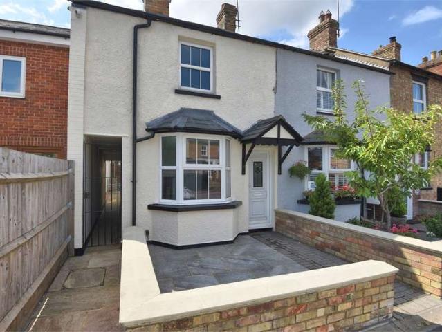 Farm for sale in Quarrendon, Buckinghamshire