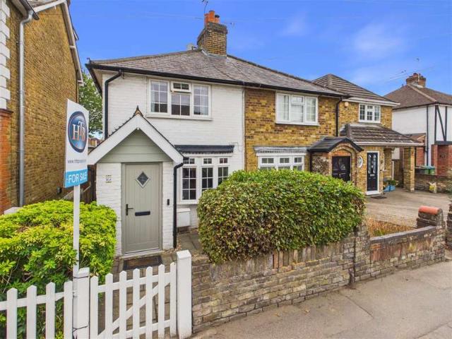 Farm for sale in Whiteley Village, Elmbridge