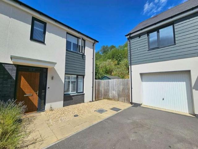 Farm for sale in Dursley, School House