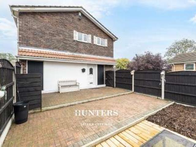 Farm for sale in Castleford, Wakefield