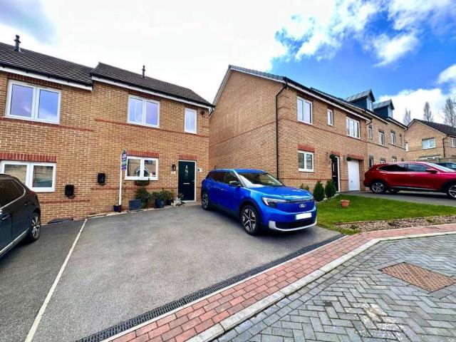 Farm for sale in Milnsbridge, West Yorkshire