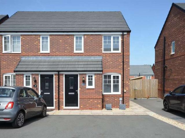 Farm for sale in Stone, Baswich