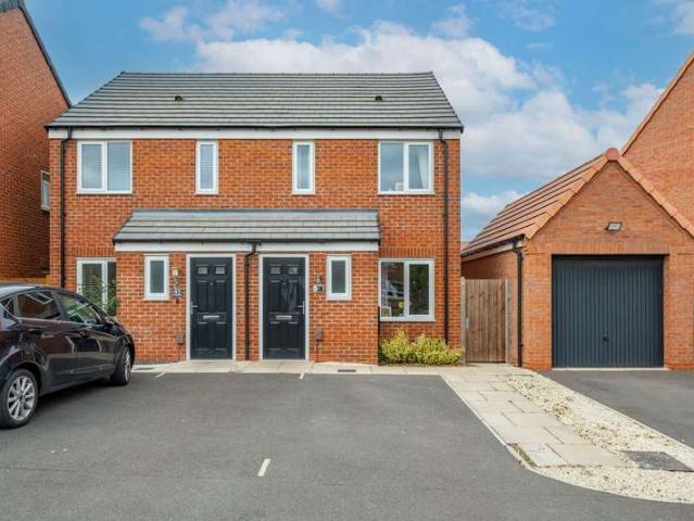 Farm for sale in Barton In Fabis, East Midlands