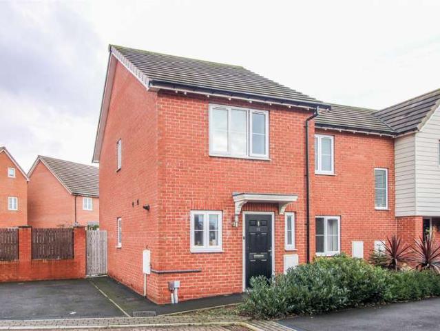 Farm for sale in Castleford, West Yorkshire