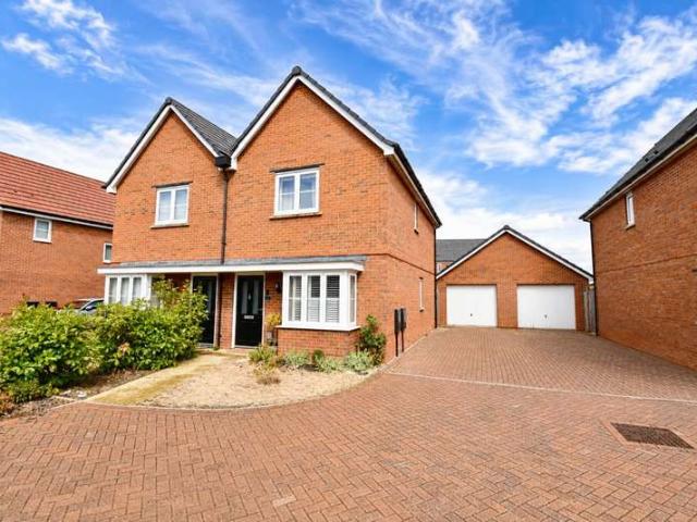Farm for sale in Hardingstone, Northamptonshire