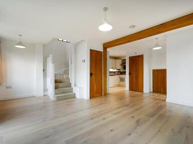 Farm for rent in Bridgefield, Kent