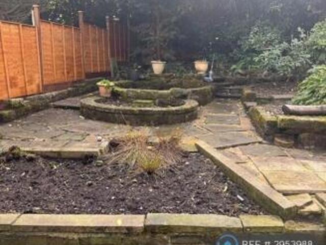 Farm for rent in Wibsey, West Yorkshire