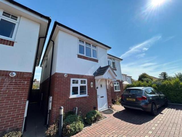 Farm for rent in Parkstone, Poole