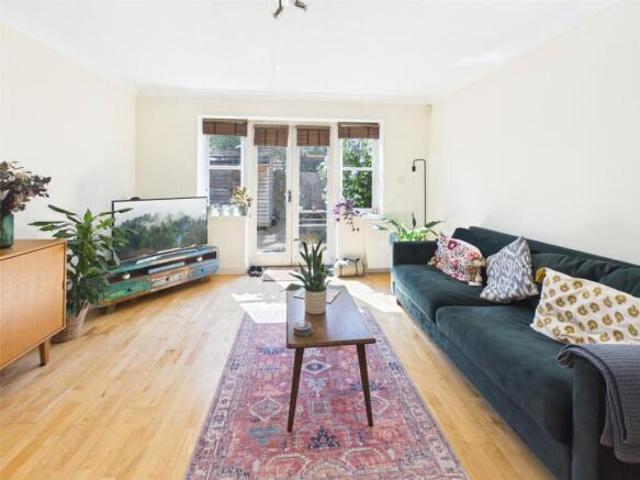 Farm for rent in Twickenham, Greater London