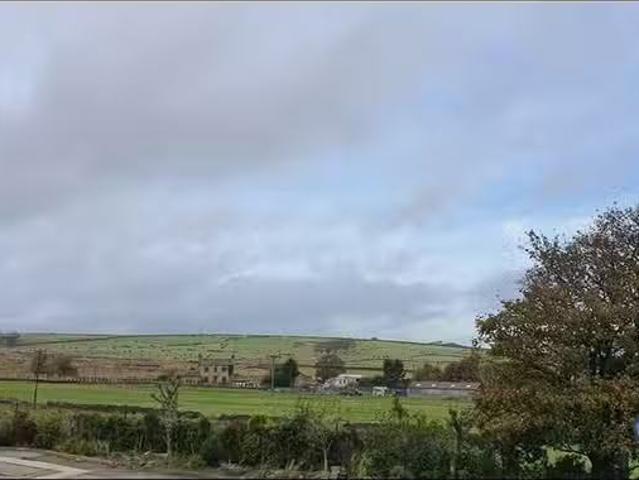 House for rent in Denholme, West Yorkshire
