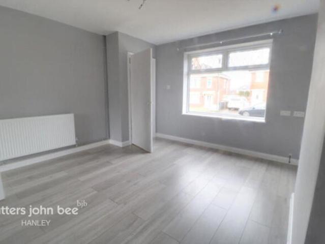 Farm for rent in Norton-Le-Moors, Ball Green