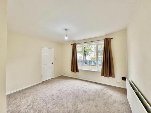 Farm for rent in Almondbury, West Yorkshire