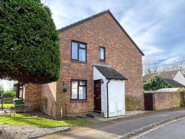 House for rent in Blackhills, Surrey